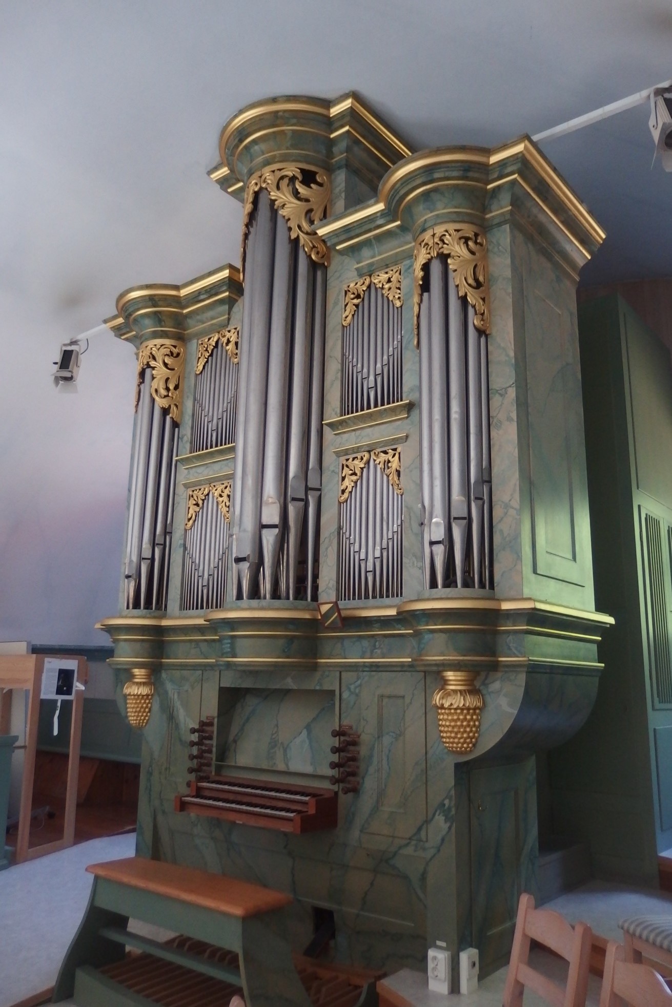 Djura kyrkas orgel